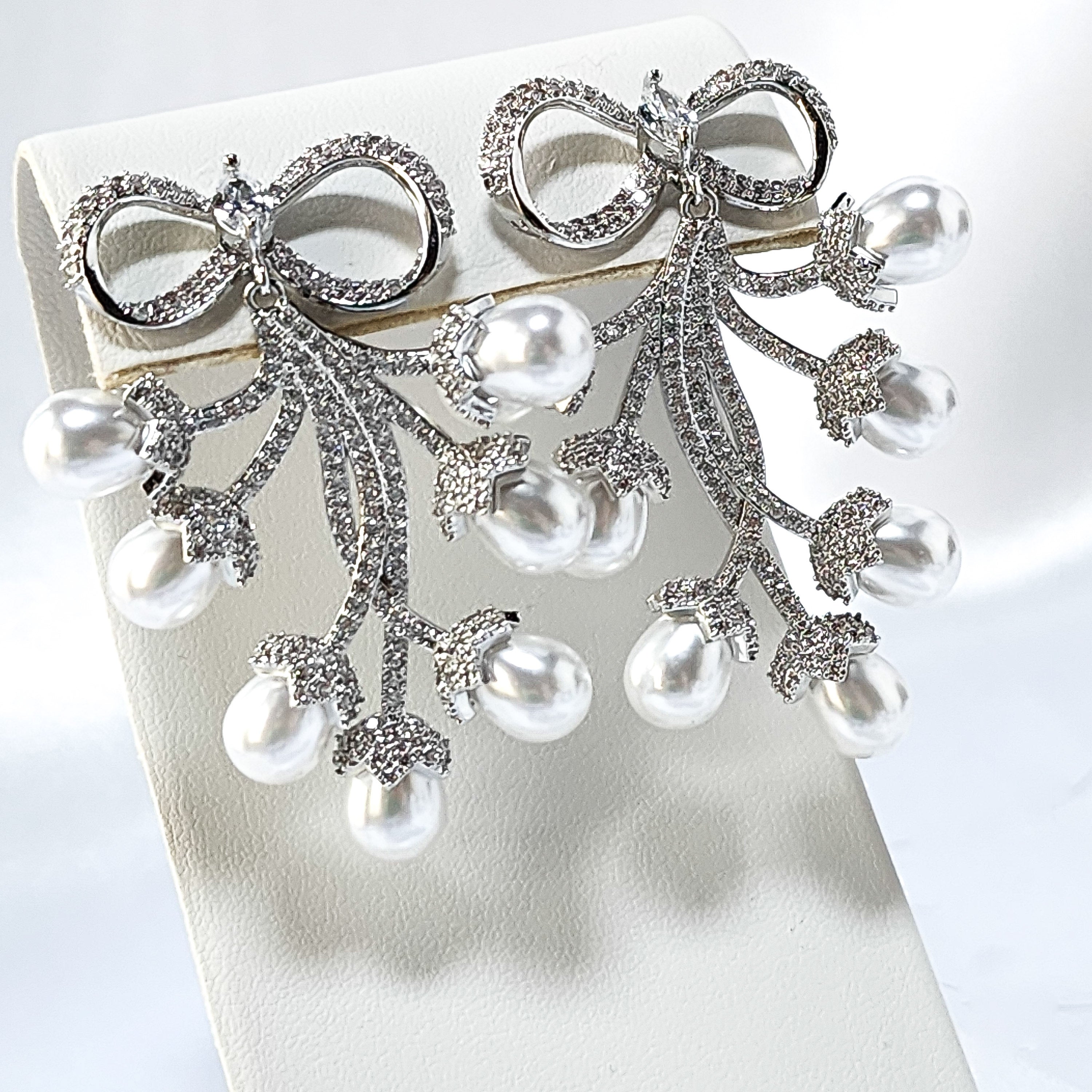 Glowing Ribbon Pearl Bridal Earrings