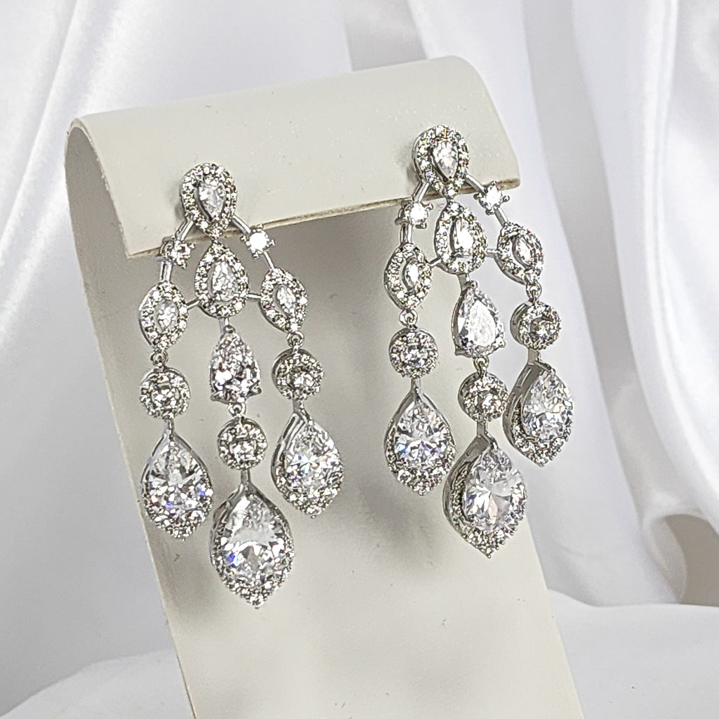 Teardrop Bridal Jewelry Set. Formal Attire. Wedding guest. Mother of the Bride. Platinum.