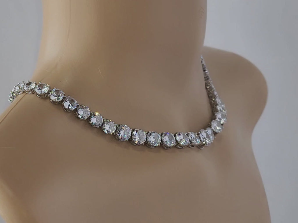 Round diamond tennis necklace