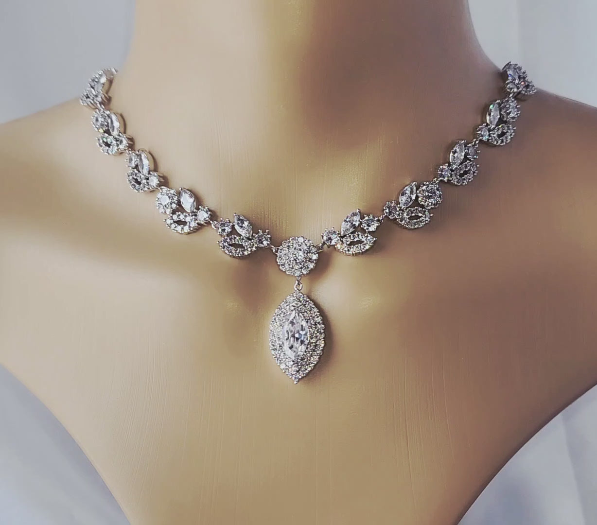 Teardrops and Vines Bridal Set. Mother of the Bride. Wedding Guests