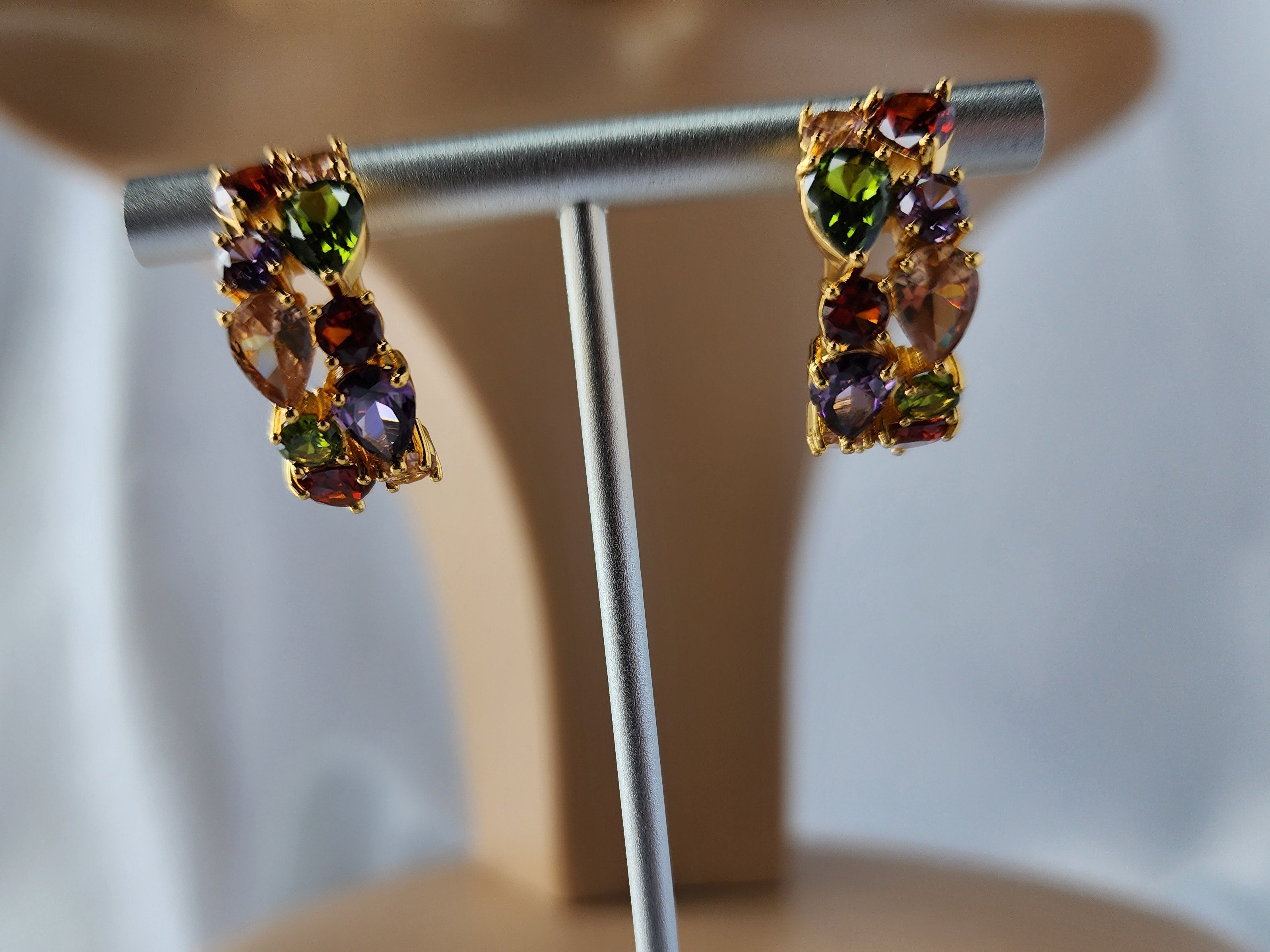 Multi-colored party attire necklace set