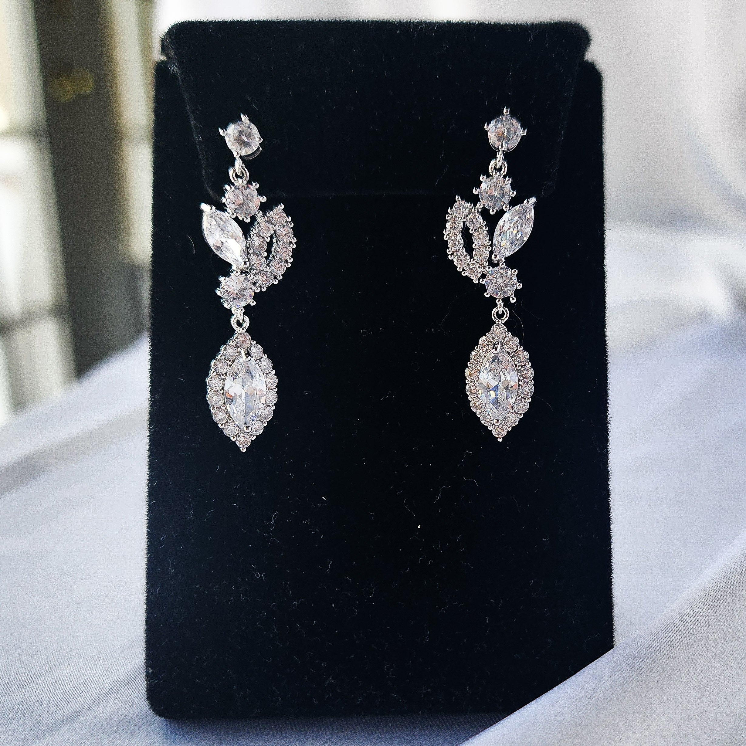 Teardrops and Vines Bridal Set. Mother of the Bride. Wedding Guests