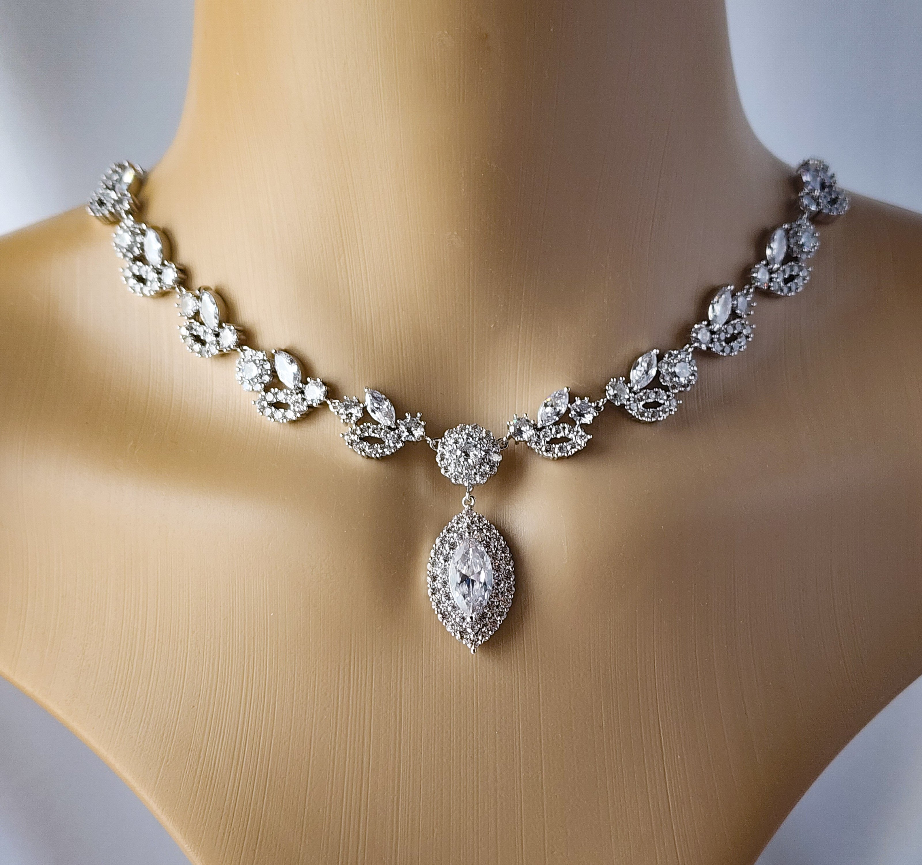 Teardrops and Vines Bridal Set. Mother of the Bride. Wedding Guests